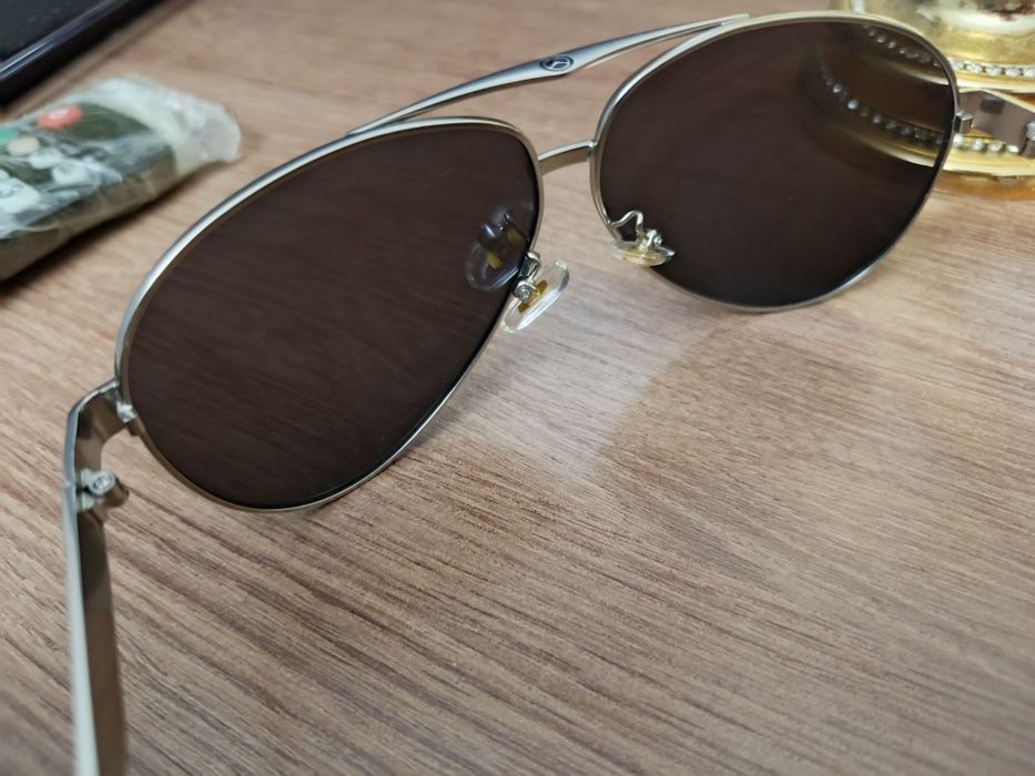 Солнцезащитные очки авиатор