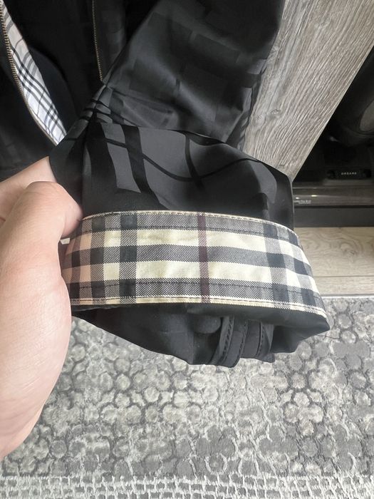 Burberry zip-up nylon