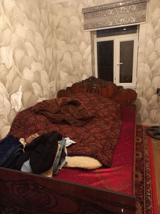 Спальный кровать сотилади 350000 минг сум