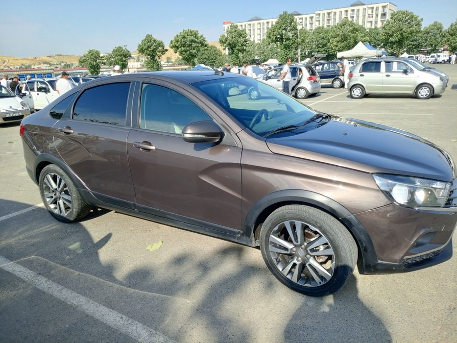 Lada vesta cross