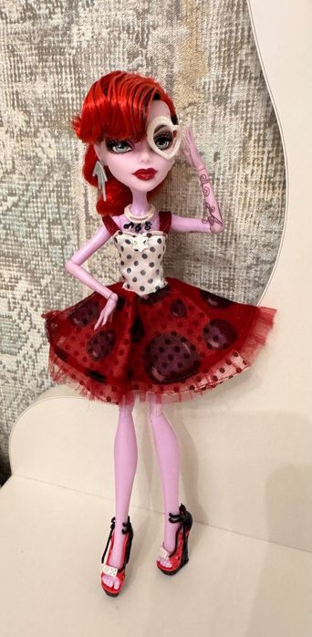 Обмен или продажа operetta monster high