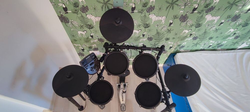 Tobe electronice Alesis Nitro Mesh