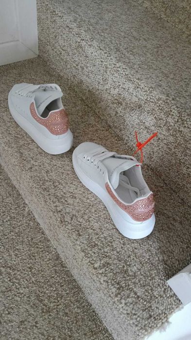 adidasi dama alexander mcqueen