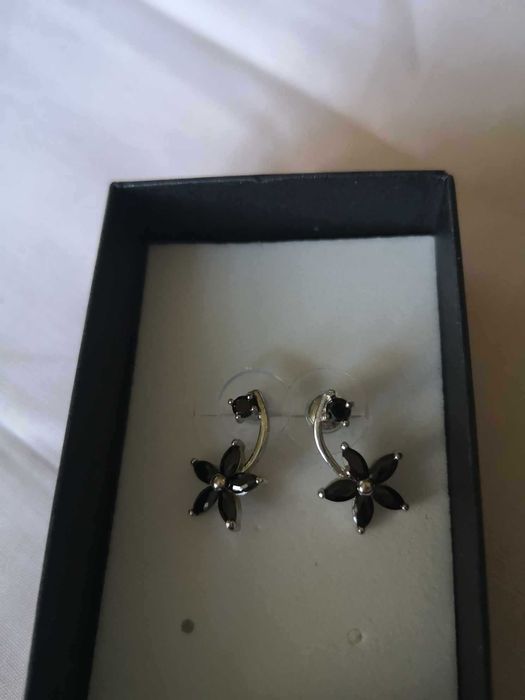 Различни обеци по 8 лв