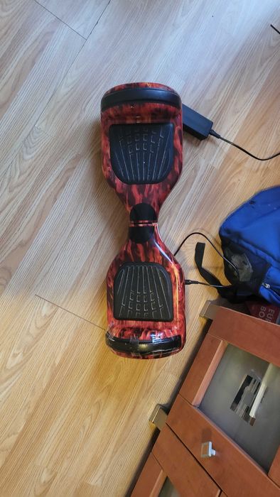 Hoverboard вдига до 25 km/h