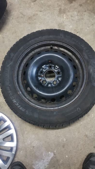 Cauciucuri de iarna Michelin cu jante