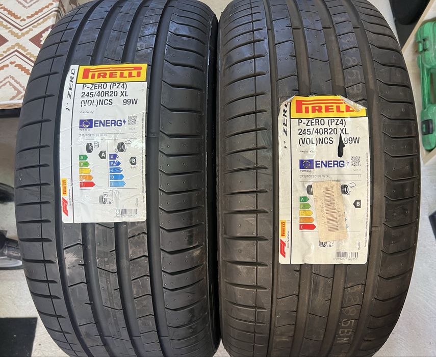 Летни гуми Pirelli P-ZERO (PZ4) 245/40R20 XL