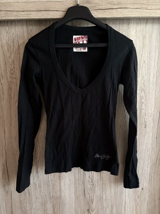 Подарявам дамска блуза на марката MISS SIXTY размер XS