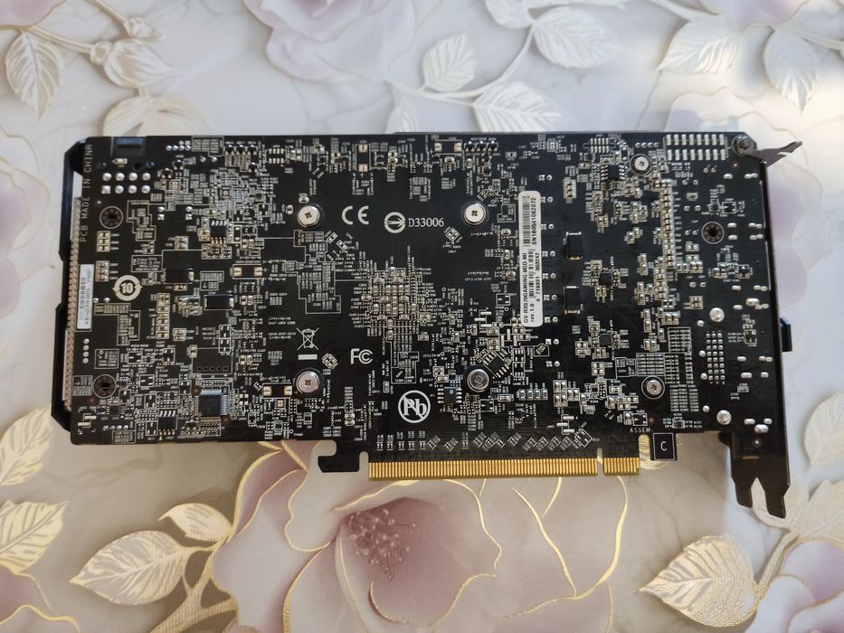 Видеокарта Gigabyte RX 570 8GB