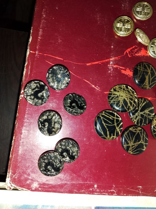 Книги и други стари неща