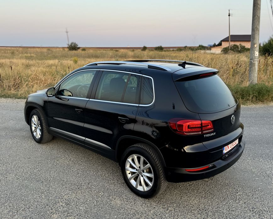 Volkswagen Tiguan Lounge - 2.0TDI 4Motion Euro6