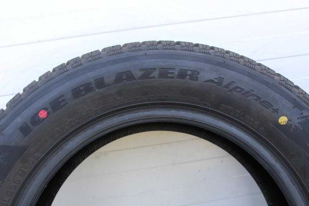 Anvelope iarna noi 185/65R15 88H Sailun