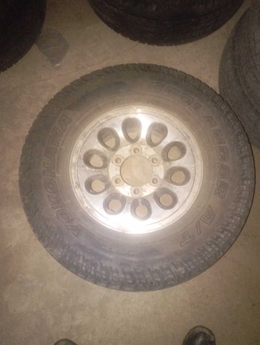 Продам диск с резиной
