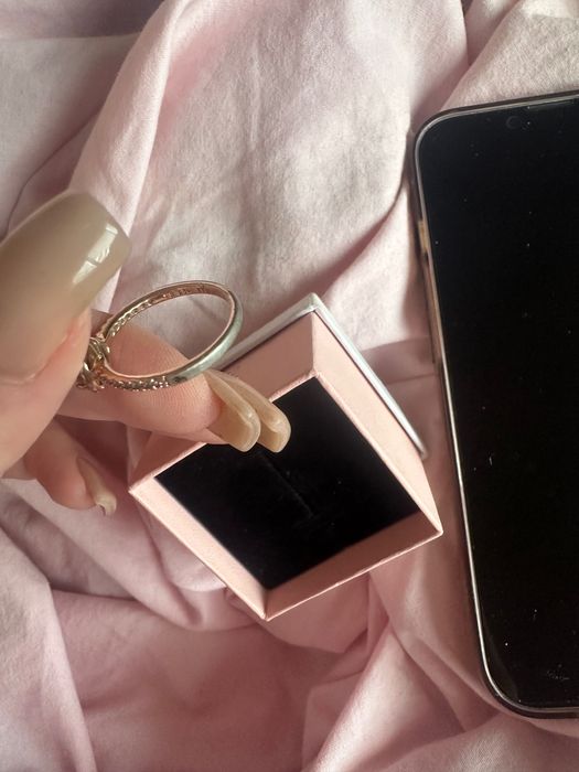 ПАНДОРА пръстен ,,ВАЛС’’