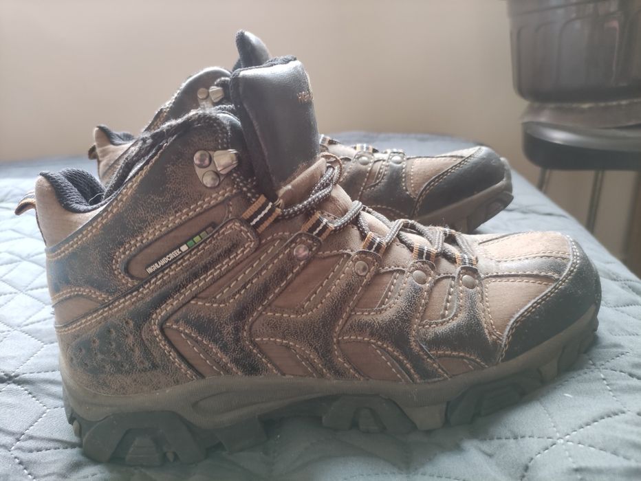 Туристически обувки