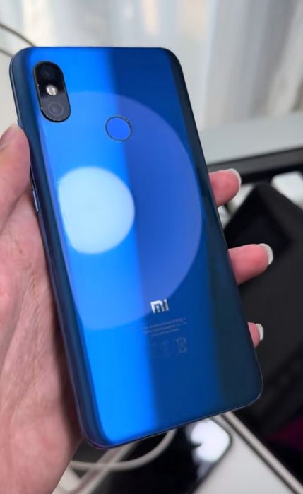 Xiaomi mi 8срочно!!!