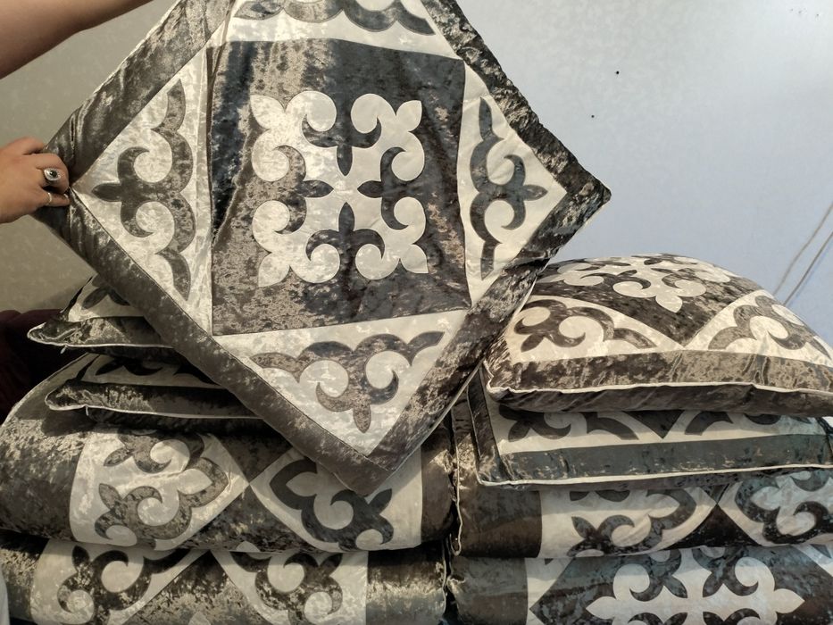 Продам корпешки новые