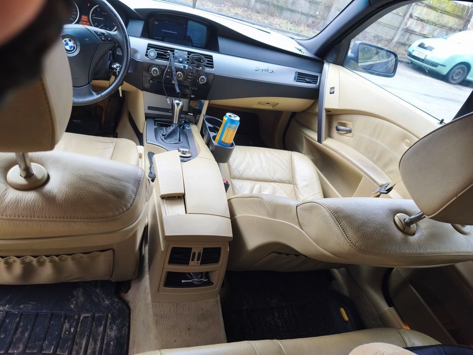 Vând BMW e61 525d