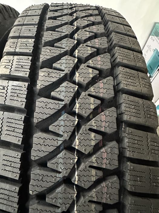 225/75/16c за бус НОВИ Bridgestone dot22
