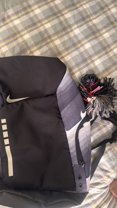 Nike Elite V2  все зипперы в подарок