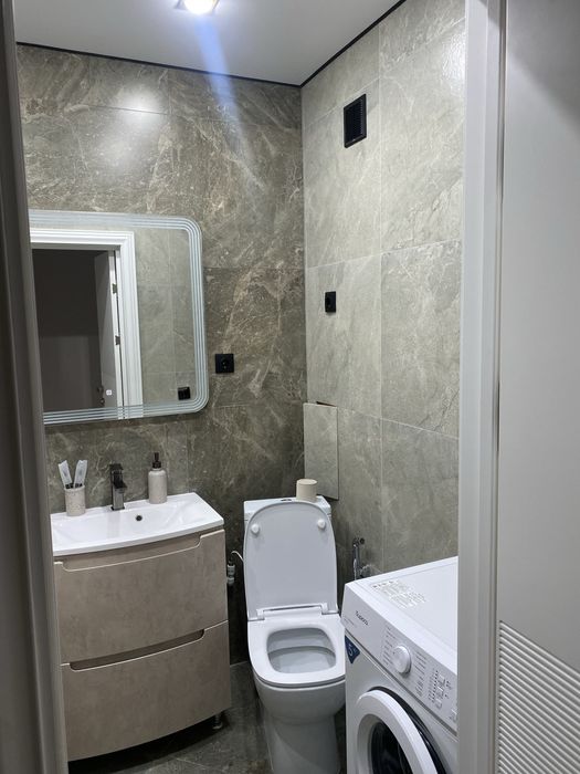 Сдам квартиру-студию посуточно