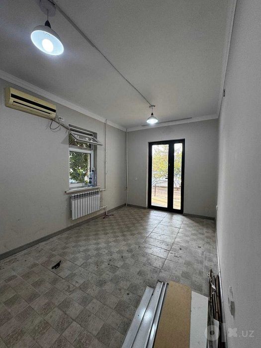 Аренда коммерческого помещения 100 м² 1-я линия свой паркинг Юнусабад