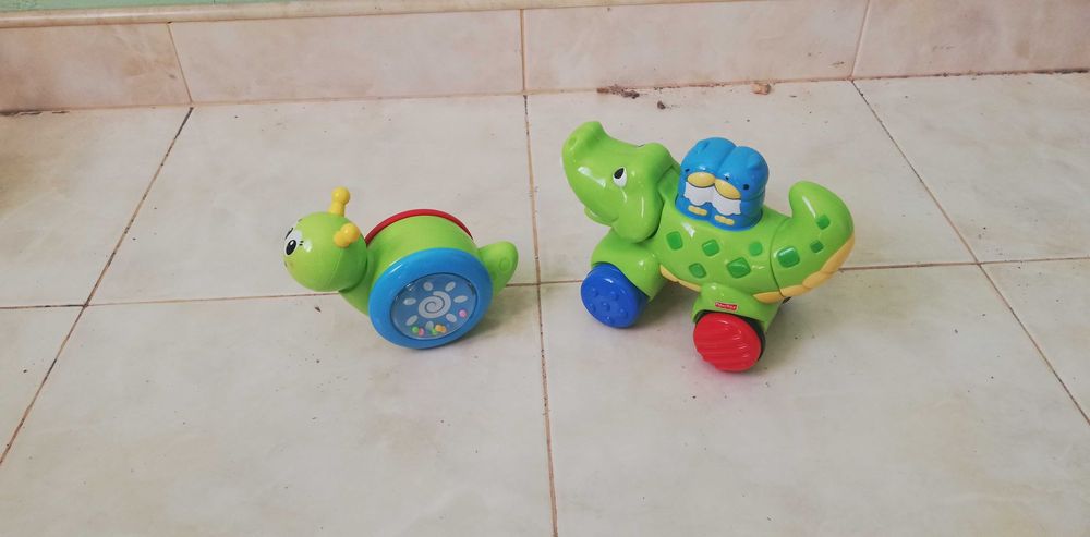 играчки Fisher-Price влак
