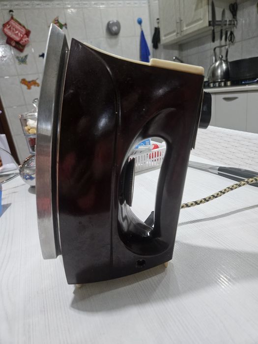 Утюг продам не дорого