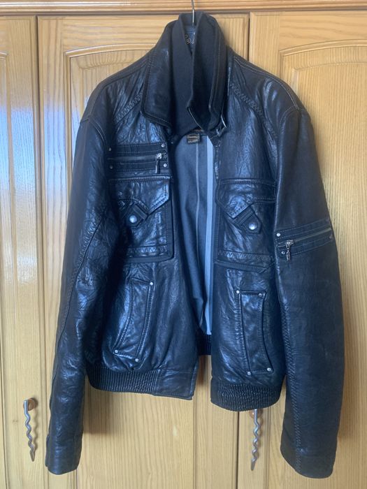 Кожен мъжки бомбър