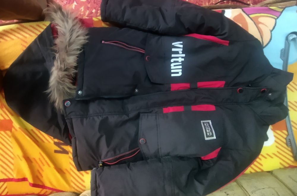 Зимняя куртка на мальчика