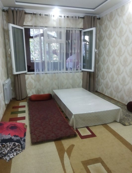 Кизларга ижарага хона берилади