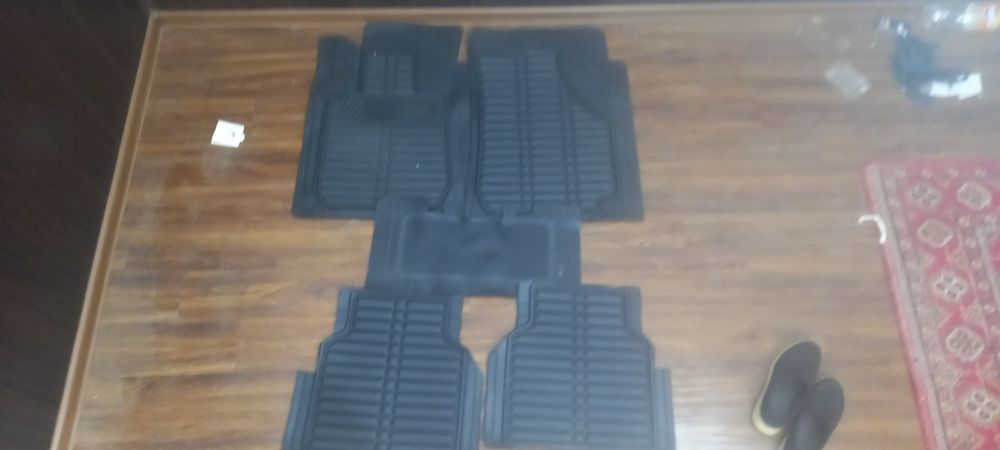 Tracker uchun rezina polik