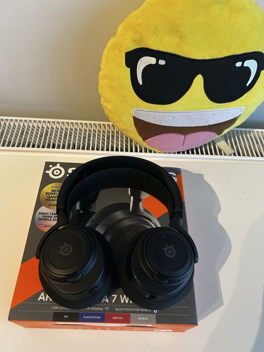 Steelseries Arctis Nova 7