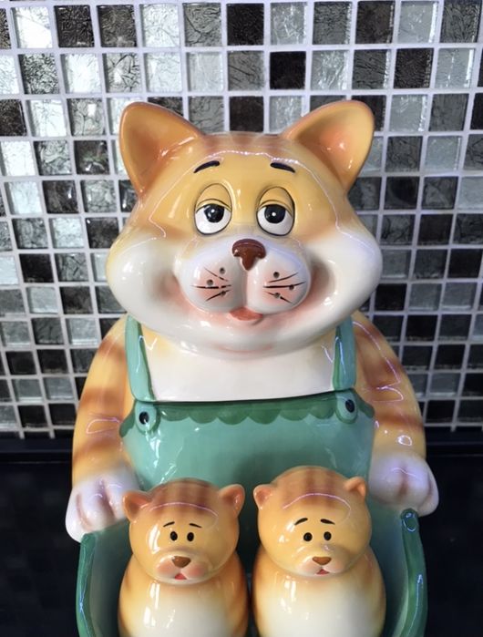 Конфетница новая