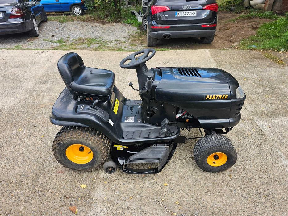 Тракторна Косачка HUSQVARNA, PARTNER. Перфектна