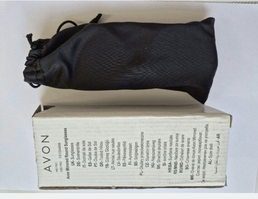 Ochelari de soare cu etui dreptunghiulari Avon