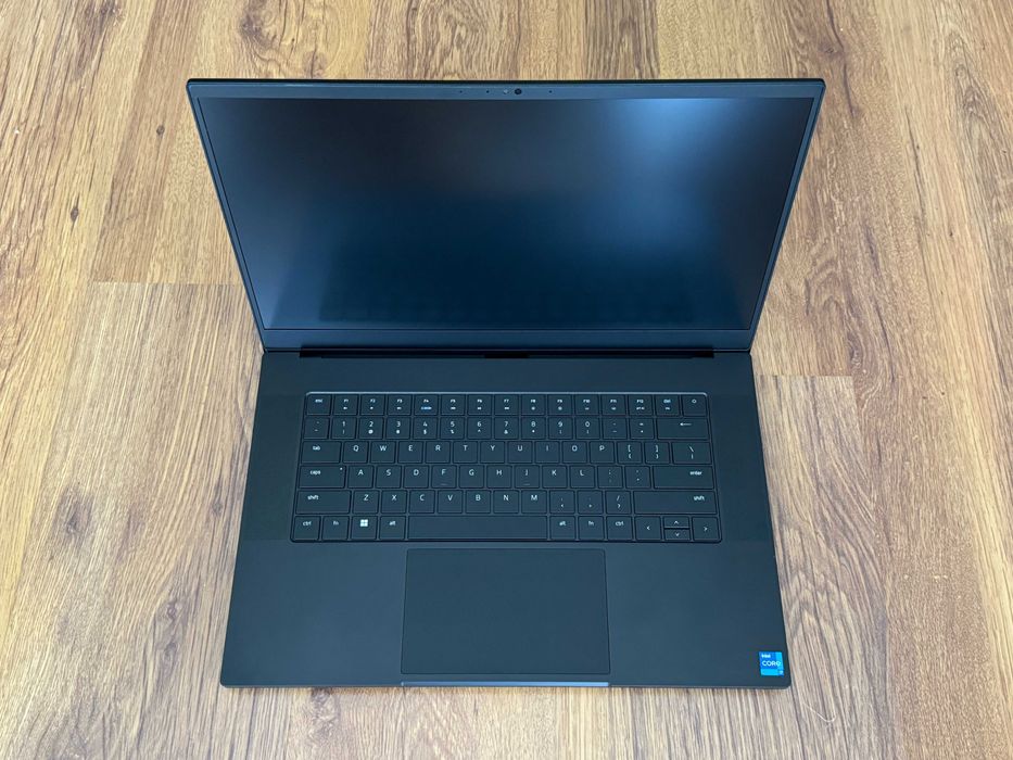 15.6' 2.5K 240Hz i7-13800H Razer Blade 32GB DDR5/1TB NVMe/Nvidia RTX 4070 8GB/Бат. 6ч