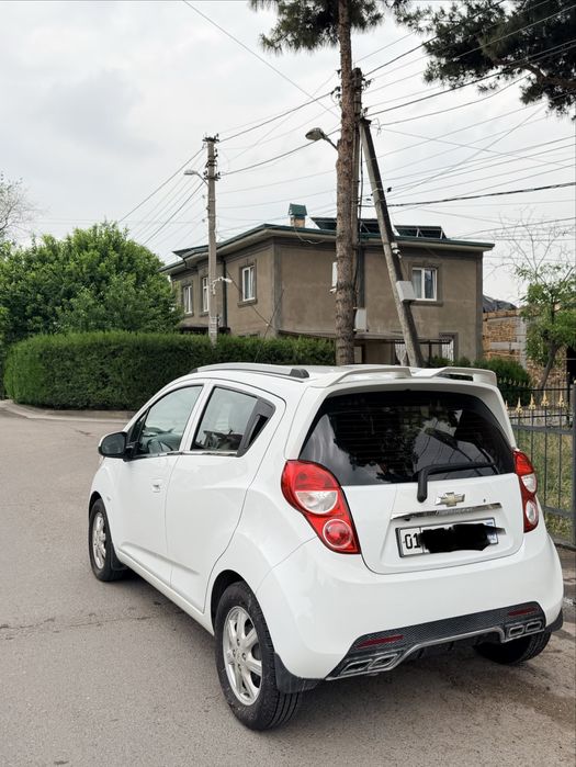 Spark 2pz sotiladi
