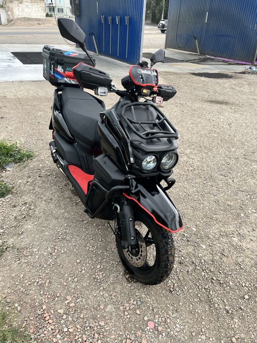 Скутер TANK 150cc