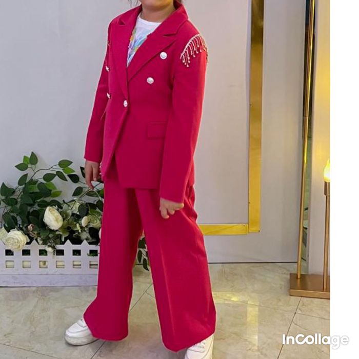 Продам брючный кастюм подростковый