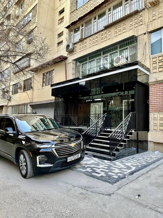 Продаю Hi-Tech Office Юнусабад Мечеть.Бадамзар Вдоль Дороги 95м2.