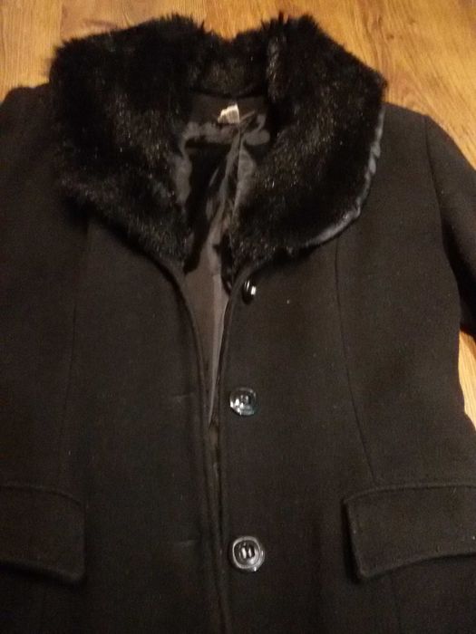 Дамски дълак бълтон