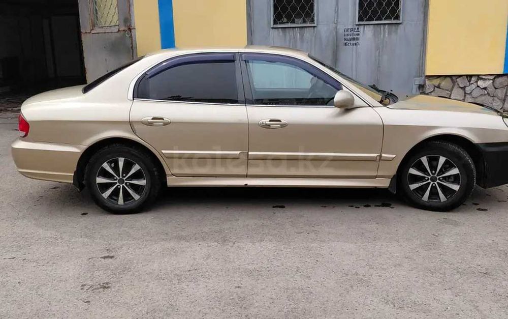 Hyundai Sonata 2003 г.