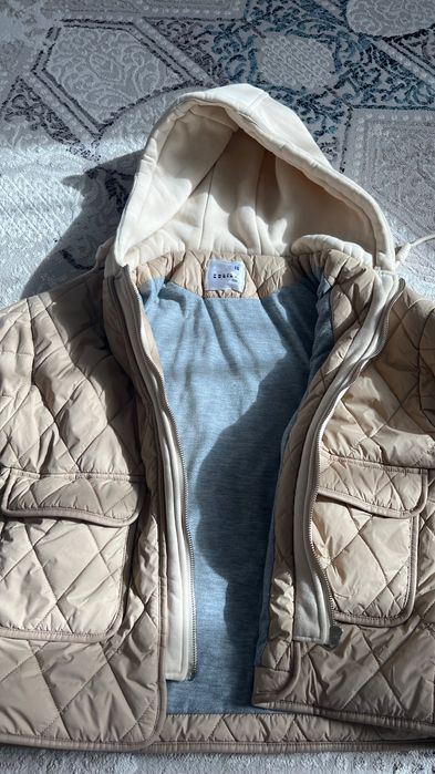 Для девочки- Демисезонная куртка