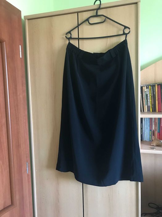 Нов дамски костюм- сако, риза, пола- размер XL