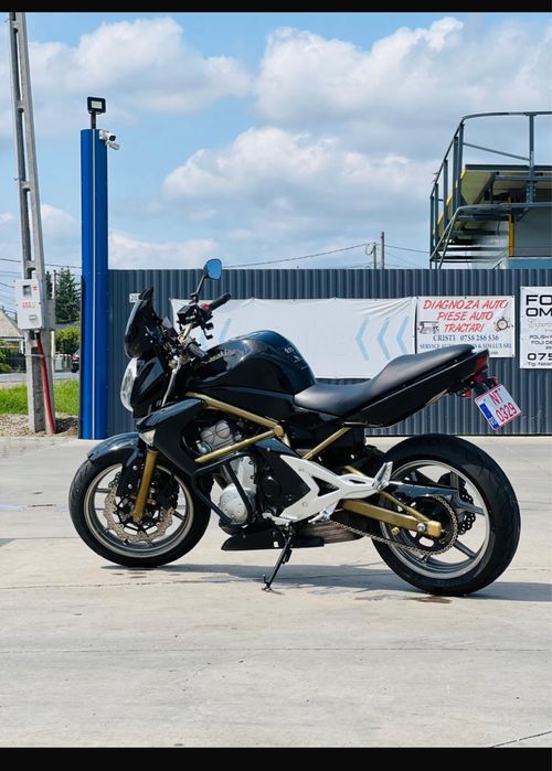 Kawasaki Er6n limitat A2