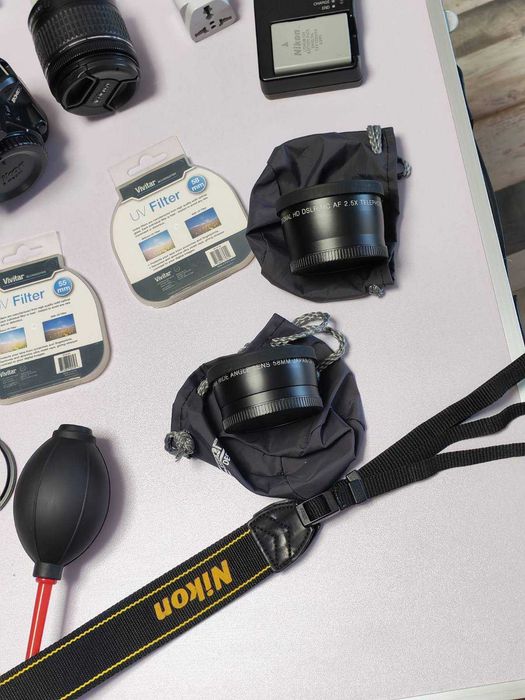 Пълен комплект Nikon D3400 с обектив, допълнителни лещи, филтри и аксесоари – Добро състояние!