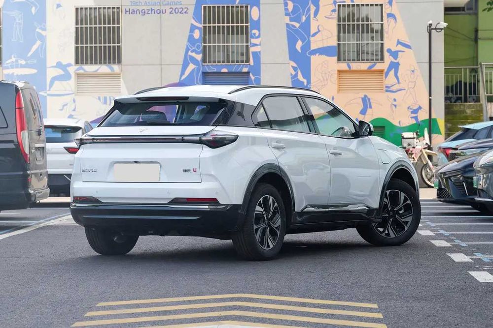 Neta U pro Электромобиль 400кс на полном заряде