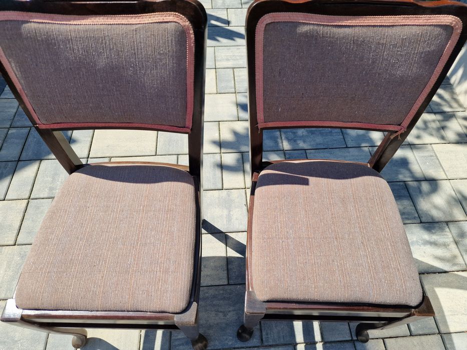 Scaune tapitate stare buna