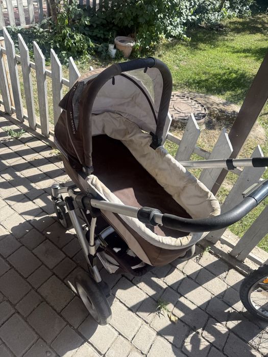 Коляску продам срочно